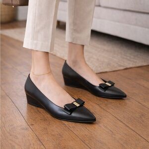 Cole Haan Black Leather Elise Bow Skimmer Flats Pointed Toe 8.5